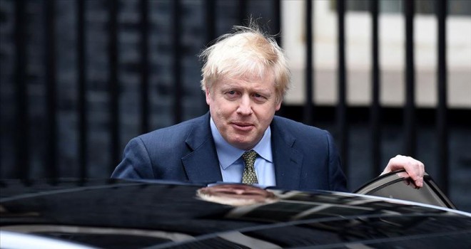 Koronavirüs Başbakan dahi dinlemedi... Johnson yoğun bakımda
