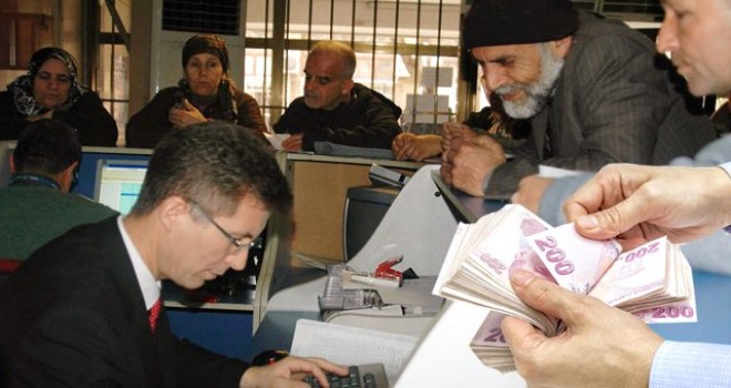 Torba tasarının emeklileri ilgilendiren maddesi kabul edildi