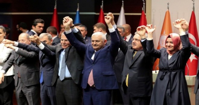 Mega projelerden Başbakanlığa