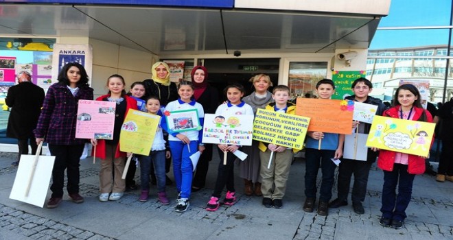 Barış için dua ediyoruz