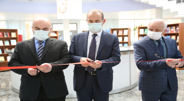 Sivas’ta Kütüphaneler Haftası’nda “Türkçe ve Yunus Emre Kitap Sergisi” açıldı