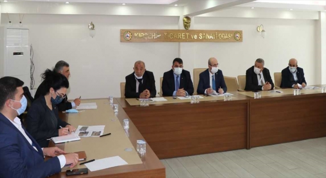 Kırşehir STK Başkanları Çalıştayı’nda caddelerdeki görüntü kirliliği değerlendirildi