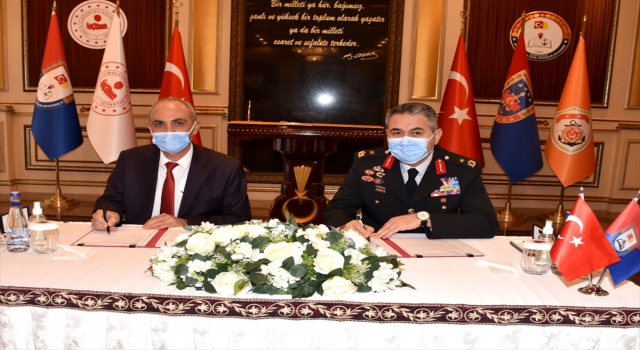 KAEÜ ile Jandarma ve Sahil Güvenlik Akademisi, iş birliği protokolü imzaladı