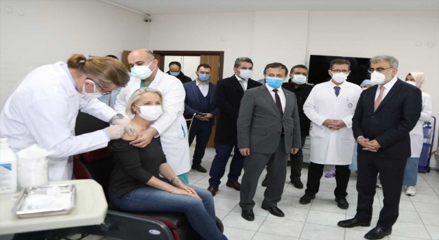 AK Parti Kayseri Milletvekili Yıldız İKUM’u ziyaret etti