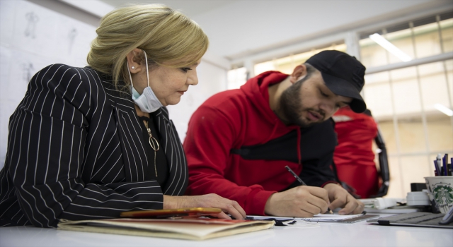 Aydın’da 56 yaşındaki engelli İŞKUR desteğiyle modaevi açtı