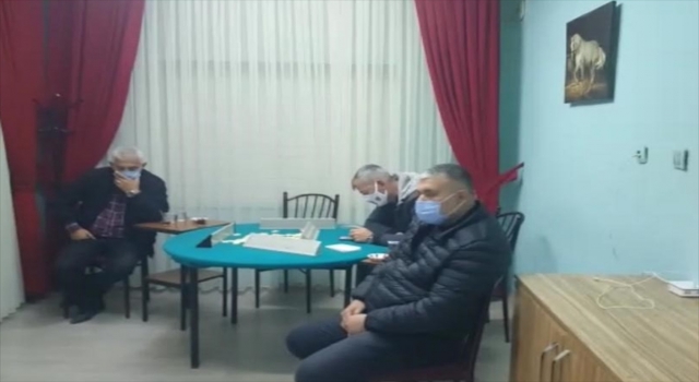 Kırıkkale’de Kovid19 tedbirlerini ihlal edip okey ve iskambil oynayan 17 kişiye 106 bin 250 lira ceza