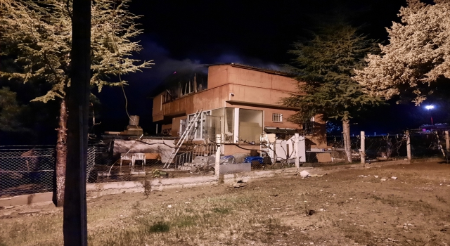 Kırıkkale’de iki katlı evde çıkan yangın söndürüldü