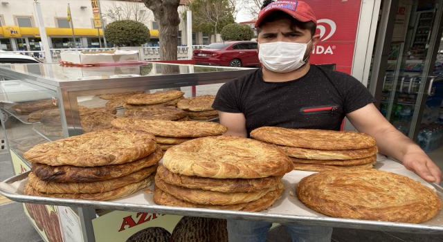 İftar ve sahur sofralarının vazgeçilmezi: ”Niğde tahinlisi”