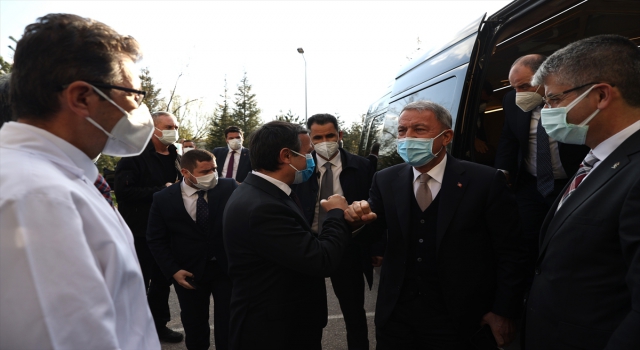 Bakanlar Varank ve Akar’dan Kayseri’ye aşı çıkarması 