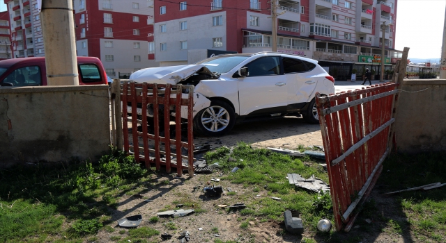 Sivas’ta otomobille hafif ticari araç çarpıştı: 3 yaralı