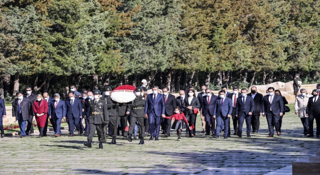 Milli Eğitim Bakanı Selçuk, 23 Nisan Ulusal Egemenlik ve Çocuk Bayramı dolayısıyla Anıtkabir’i ziyaret etti