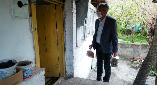 Beypazarı Belediyesi ramazanda ihtiyaç sahiplerine sıcak yemek ulaştırıyor