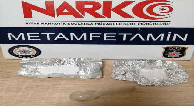 Sivas’ta uyuşturucu operasyonunda 3 şüpheli gözaltına alındı