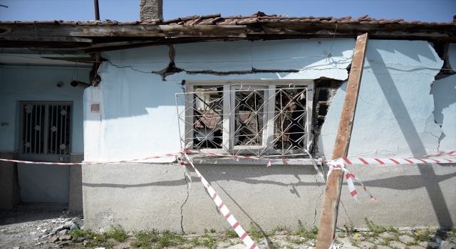 Eskişehir’de tek katlı evde helyum gazından kaynaklanan patlama hasara yol açtı