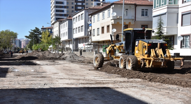 Kocasinan Belediyesinin yol, kaldırım ve çevre düzenleme çalışmaları