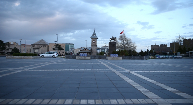 İç Anadolu ”tam kapanmayla” sessizliğe büründü