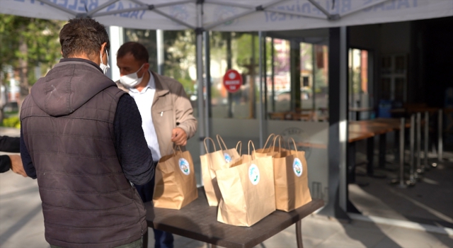 Talas’ta ”Biz pişirelim, siz ulaştırın” uygulaması devam ediyor