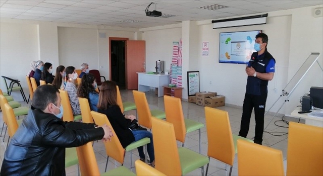 112 Acil Çağrı Merkezi Müdürlüğü çalışanlarına afet farkındalık eğitimi verildi