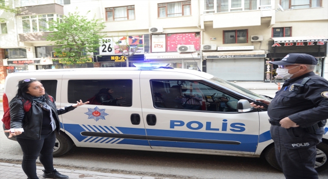 Eskişehir’de maskesiz markete giren bir kadına para cezası kesildi