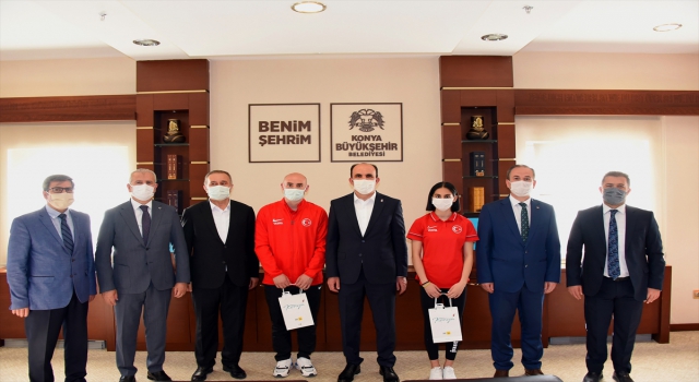 Cimnastik şampiyonu Elif Çolak, Başkan Altay’a ziyaret etti