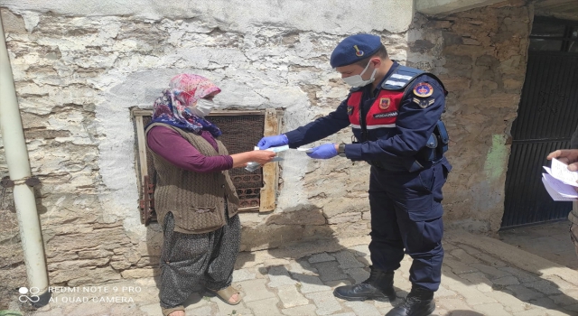 Hüyük’te yaşlı ve engelli vatandaşların maaş ve ödemeler ayaklarına geliyor