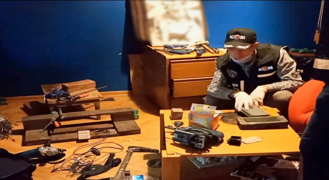 Eskişehir’de evini kaçak silah atölyesine çevirdiği iddia edilen şüpheli tutuklandı