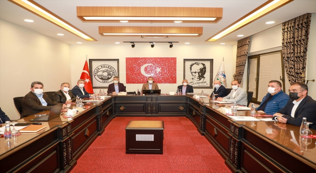 AK Parti Genel Başkan Yardımcısı Özhaseki, Kayseri’de belediye başkanlarıyla bir araya geldi