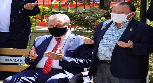 Türkiye Gaziler ve Şehit Aileleri Vakfı, Cebeci Şehitliği’nde anma programı düzenledi