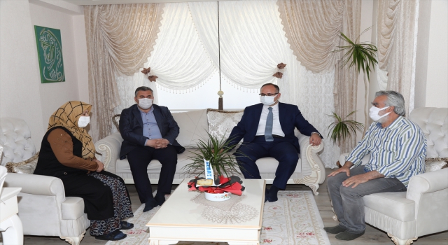 Çubuk’ta şehit aileleri ve gazilere bayram ziyareti