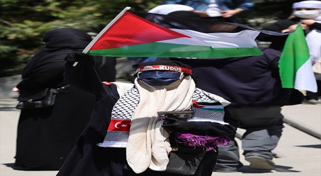 İsrail’in Filistin’deki saldırılarına karşı başkentte ”beyaz kıyafetli” protesto