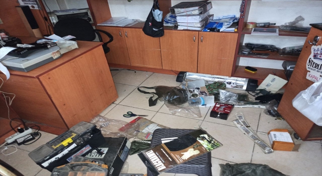 Başkentte askeri malzeme satan ve Kovid19 tedbirleri nedeniyle kapalı olan 2 dükkana zorla girildi