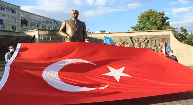 Çin’in Doğu Türkistan politikaları Kayseri’de protesto edildi