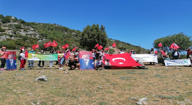 Konyalı doğa tutkunları, doğa yürüyüşü etkinliğinde Beyşehir’de buluştu