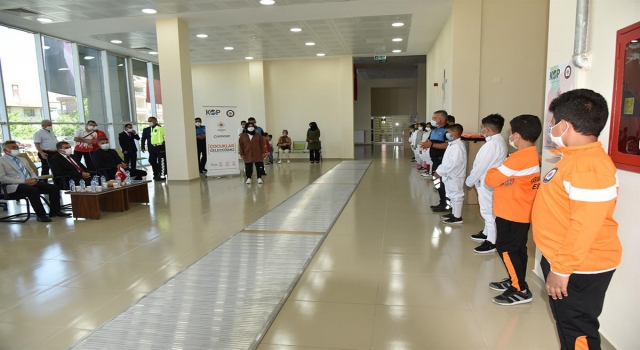 Karaman’da eskrim sporcuları ödüllendirildi