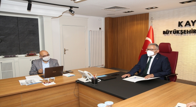 Kayseri Büyükşehir Belediyesinden ”Erciyes” zirvesi