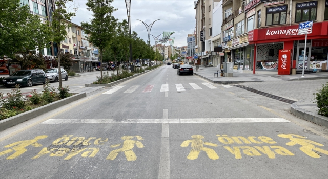 İç Anadolu’da ”kademeli normalleşme” döneminin ilk hafta sonu kısıtlamasında sessizlik hakim