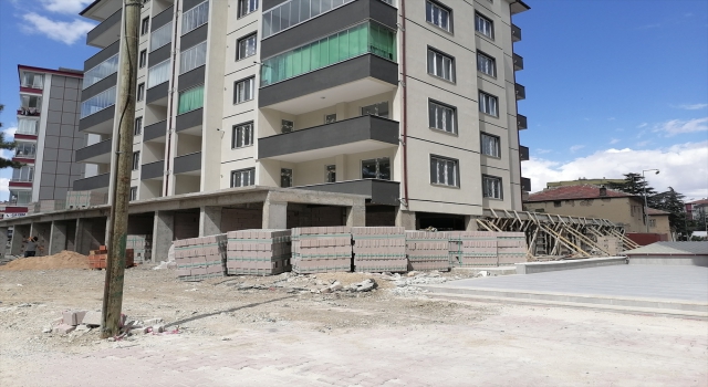 Konya’da yüksekten düşen işçi yaralandı