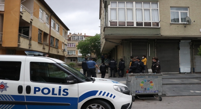 Kayseri’de ailesiyle tartıştıktan sonra kendisini eve kilitleyen genci polis ikna etti