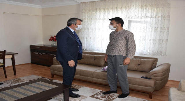 Kırıkkale Valisi Yunus Sezer, yaralı askeri ziyaret etti