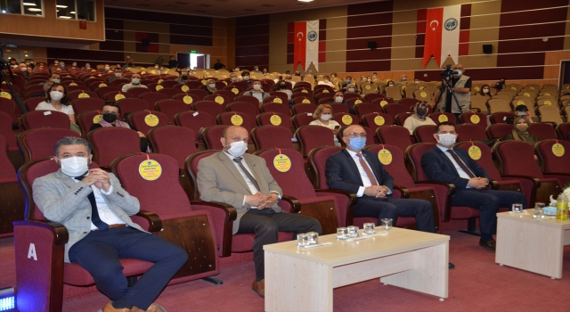 Karaman’da ”Dünya Dili Türkçe” konferansı düzenlendi