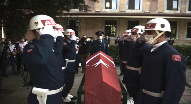 Şehit İkmal Onbaşı Caner Ülüğ, memleketi Eskişehir’de son yolculuğa uğurlandı