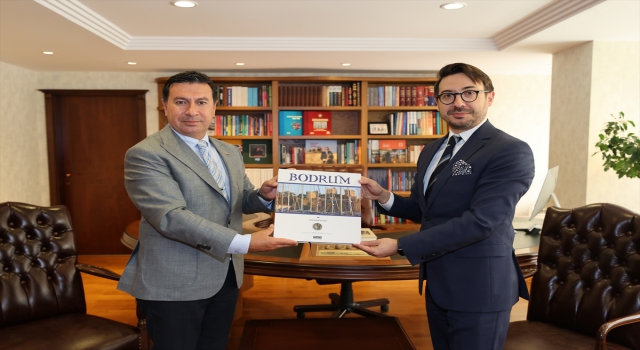 Bodrum Belediye Başkanı Ahmet Aras, AA Genel Müdürü Serdar Karagöz’ü ziyaret etti