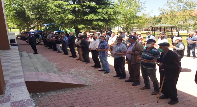 Yozgat’ın Doğankent beldesinde yağmur duası edildi