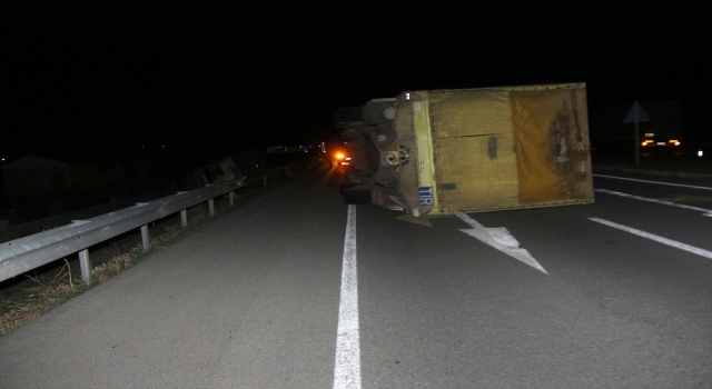 Sivas’ta tır ile traktör çarpıştı: 2 yaralı