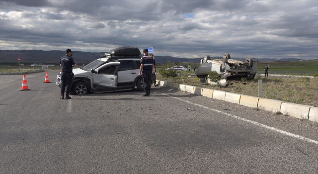 Sivas’ta trafik kazası: 2 yaralı