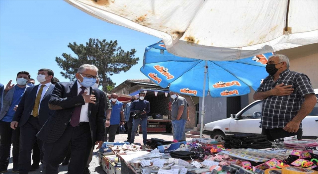 Başkan Memduh Büyükkılıç, kırsal mahallelerde vatandaşlarla bir araya geldi