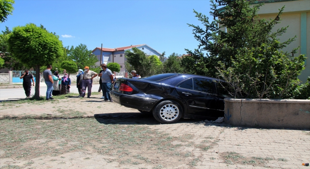 Sivas’ta iki otomobil çarpıştı: 1 yaralı