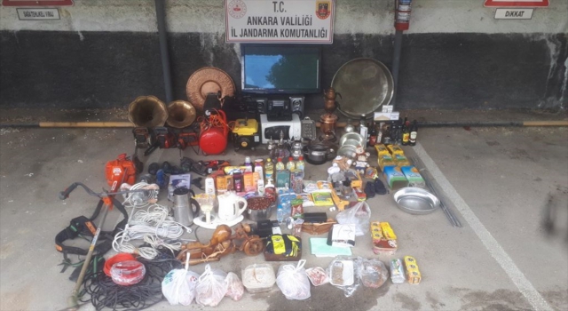 Ankara’da evlerden hırsızlık yaptığı belirlenen şüpheli yakalandı