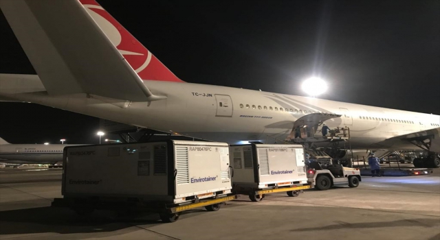 Sağlık Bakanlığı, 5 milyon doz Sinovac aşısının Türkiye’ye ulaştığını bildirdi: