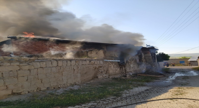 Sivas’ta evde çıkan yangında 1 kişi yaralandı